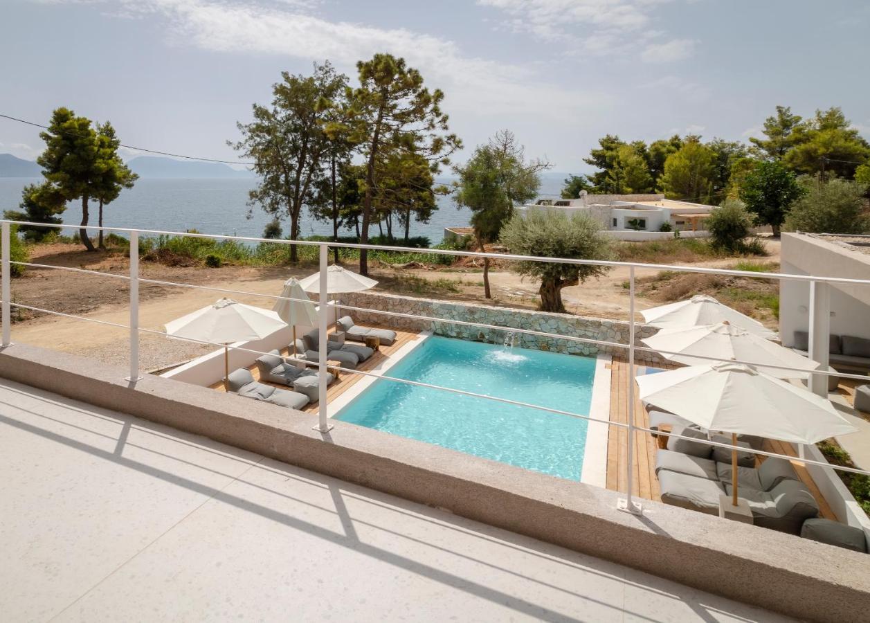 Arion Seaside Suites Paleros Exteriör bild