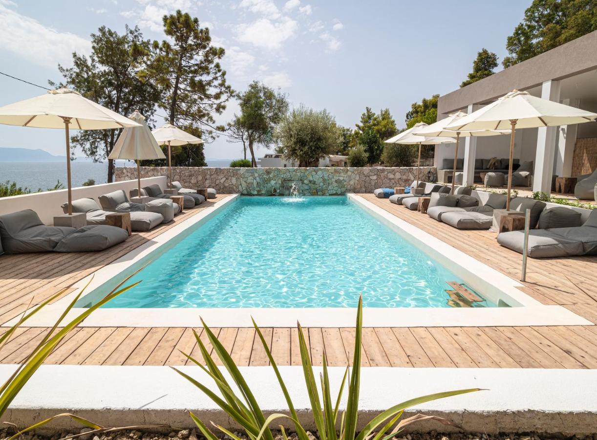 Arion Seaside Suites Paleros Exteriör bild